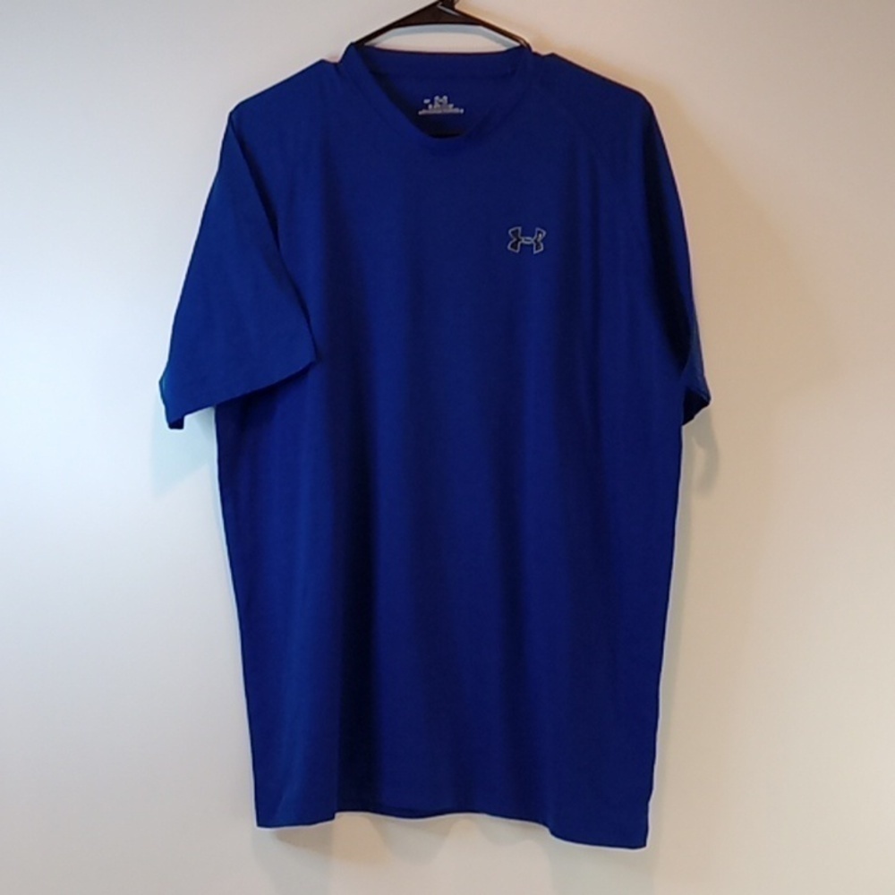 Under Armour Short Sleeve Athletic Shirt Lightweight Men's Sz L Blue NICE!